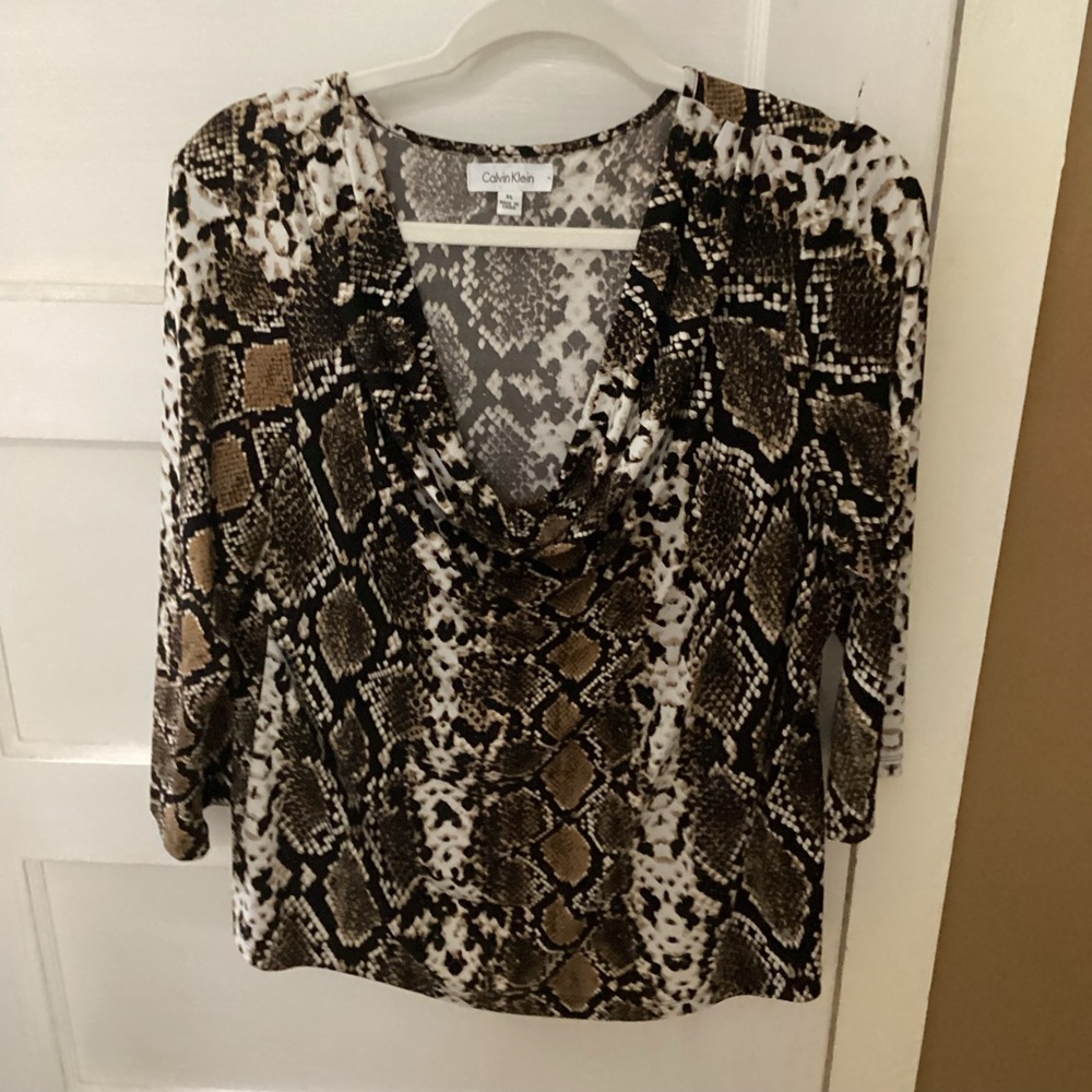 Calvin Klein Women's Snake Print Blouse - Black and Brown